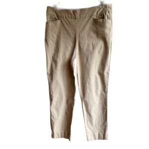 Chico's Beige Straight Leg Pull On Stretch Pants Size 6 Pockets Spring Normcore